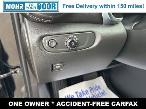 Used 2025 Chevrolet Blazer LT image 20