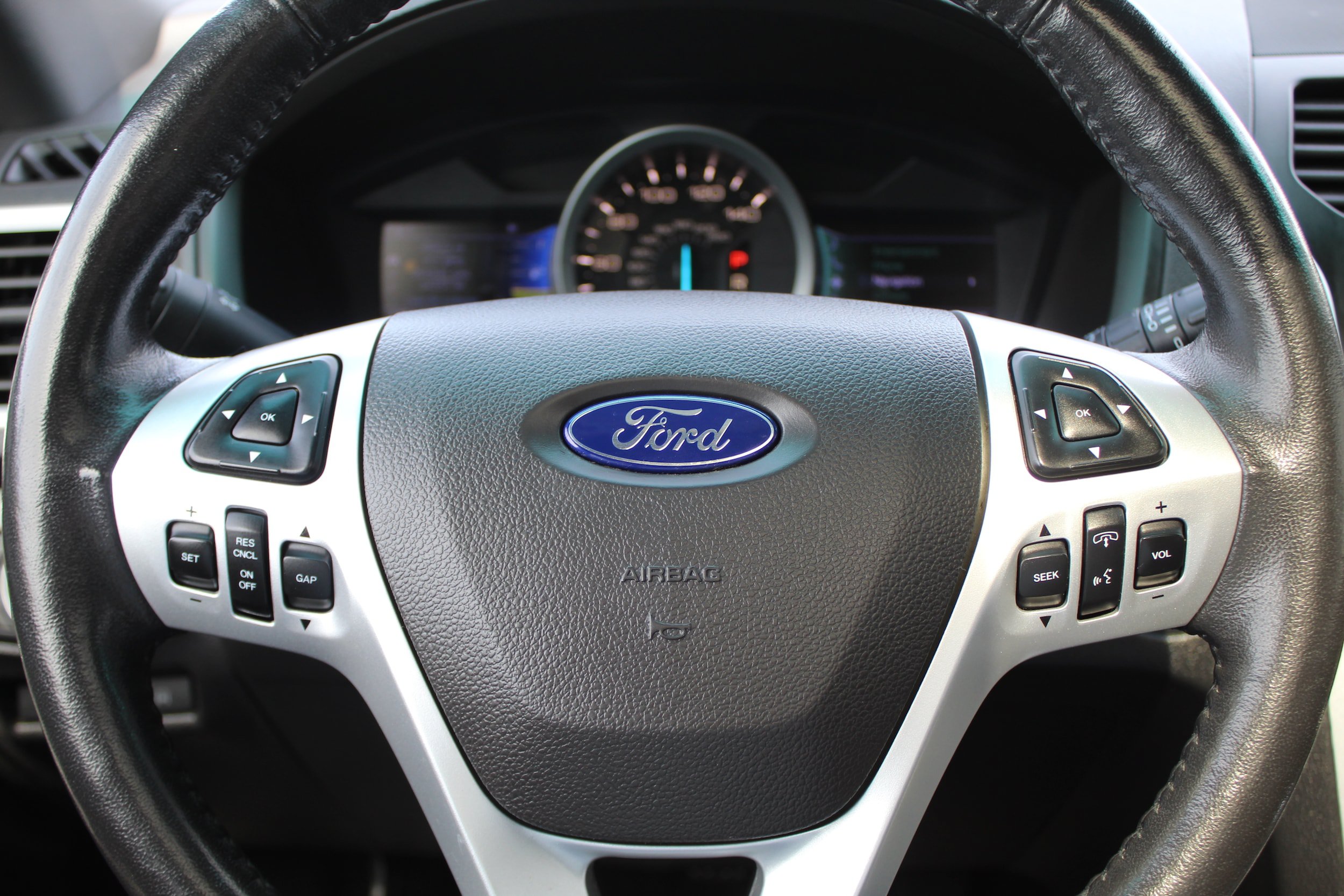 Used 2013 Ford Explorer Limited AWD/4WD image 27