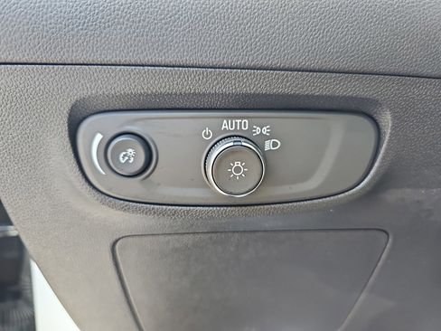 Used 2026 Buick Encore GX Sport Touring FWD image 27