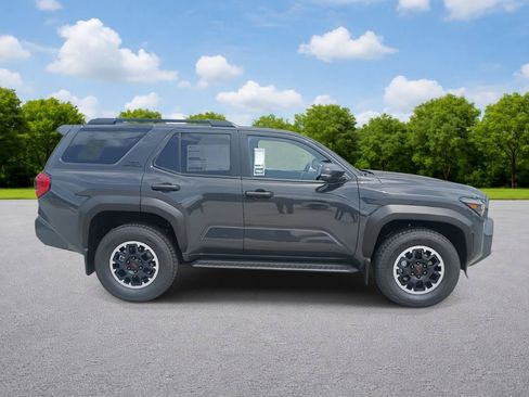 Used 2026 Toyota 4Runner TRD Off-Road Premium AWD/4WD image 8