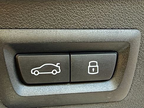 Used 2025 BMW X5 xDrive40i image 14