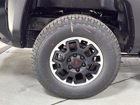New 2026 Toyota Tacoma TRD Off-Road image 22
