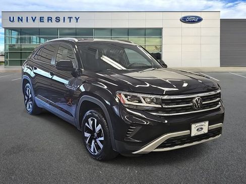 Used 2023 Volkswagen Atlas Cross Sport SE AWD/4WD image 1