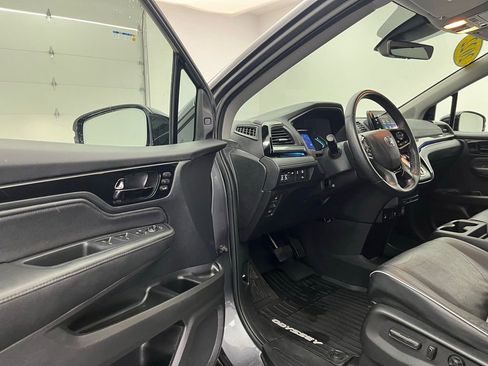 Used 2022 Honda Odyssey Elite image 18