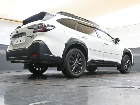 Certified 2024 Subaru Outback Onyx Edition XT image 33