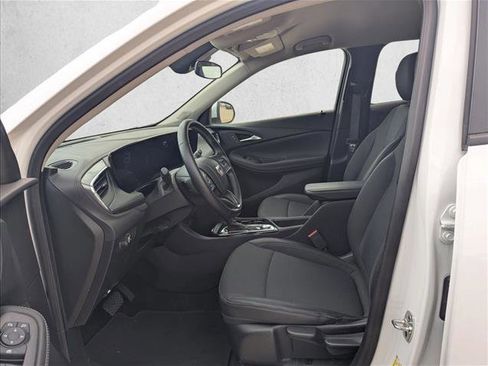 Used 2025 Buick Encore GX Preferred FWD image 12