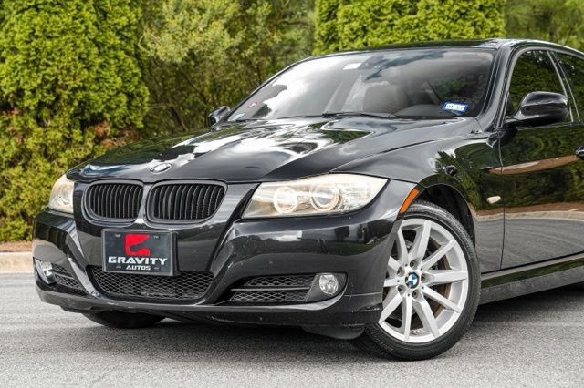 Used 2010 BMW 328i Sedan RWD image 2
