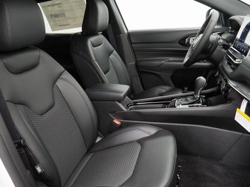 New 2026 Jeep Compass Latitude image 33