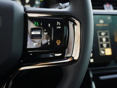 New 2026 Land Rover Range Rover Evoque S image 18