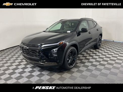 New 2026 Chevrolet Trax ACTIV image 1
