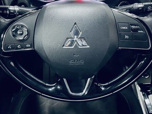 Used 2020 Mitsubishi Outlander Sport SE AWD/4WD image 31