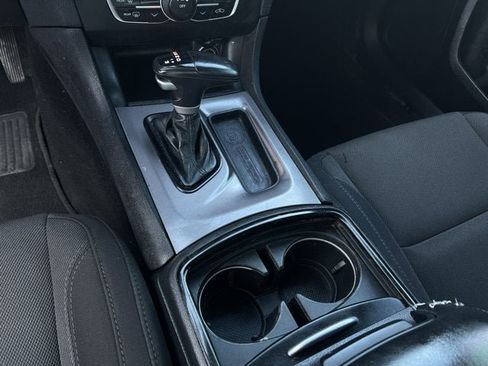Used 2019 Dodge Charger SXT w/ Blacktop Package image 16