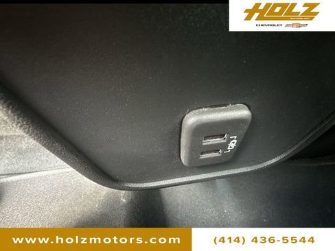 Certified 2023 Chevrolet Equinox RS w/ RS Leather Package AWD/4WD image 20
