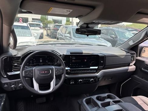 Used 2023 GMC Sierra 1500 Elevation AWD/4WD image 11