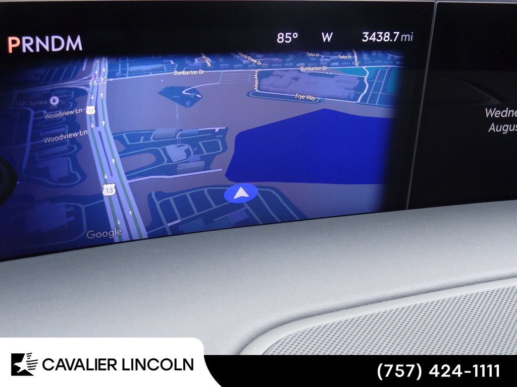 Used 2026 Lincoln Navigator L Premier AWD/4WD image 26