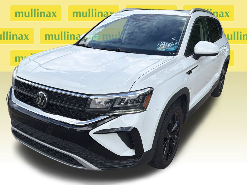 Used 2024 Volkswagen Taos SE FWD image 13