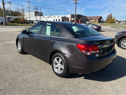 Used 2015 Chevrolet Cruze LT image 3