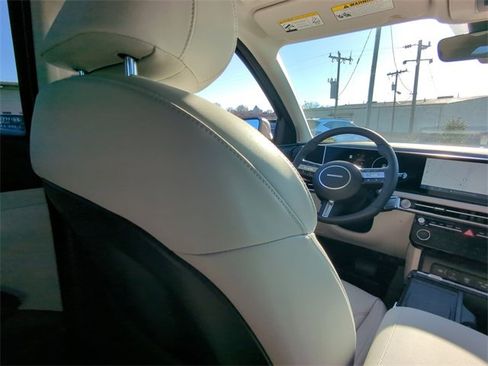 Certified 2025 Hyundai Tucson SEL image 15