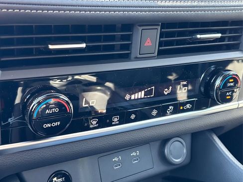 New 2026 Nissan Rogue SV image 33