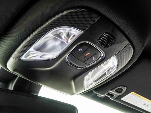 Used 2024 Jeep Compass Limited image 37