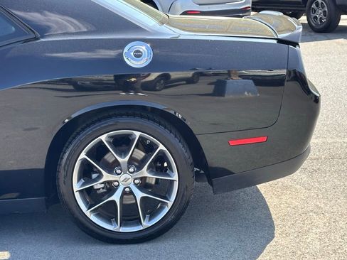 Used 2022 Dodge Challenger GT RWD image 33