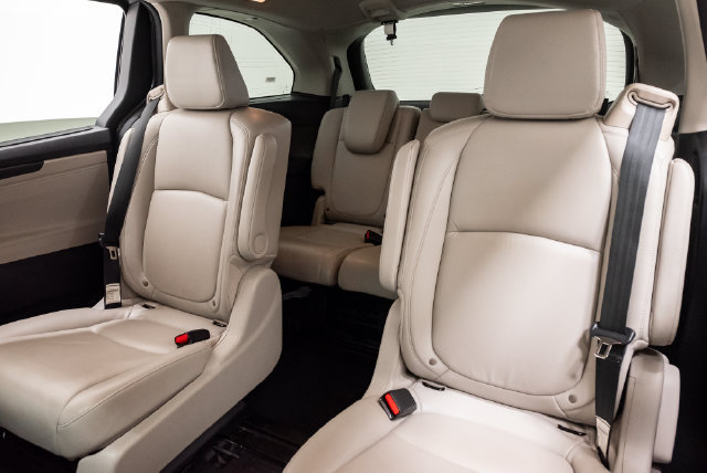 Used 2025 Honda Odyssey EX-L image 26