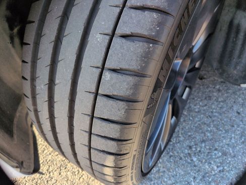 Used 2022 Tesla Model 3 Performance image 12