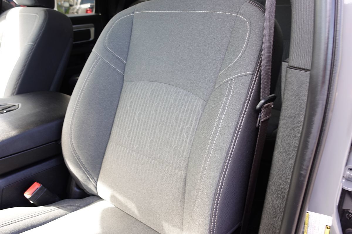 Used 2022 RAM 1500 Warlock w/ Ceramic Grey Warlock Package AWD/4WD image 22