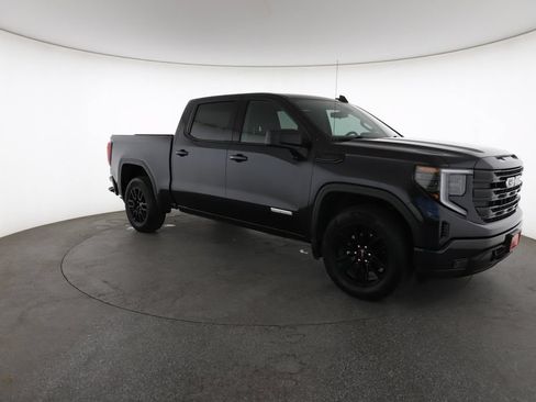 Used 2024 GMC Sierra 1500 Elevation RWD image 2