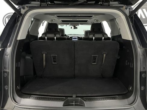 Used 2019 GMC Acadia SLT w/ Black Edition image 28