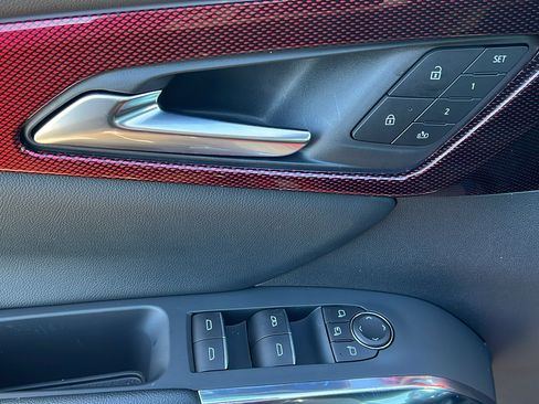 New 2026 Chevrolet Traverse RS image 19