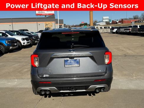 Certified 2022 Ford Explorer Platinum w/ Equipment Group 601A image 6