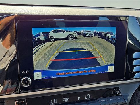 Used 2025 Toyota Camry LE image 29