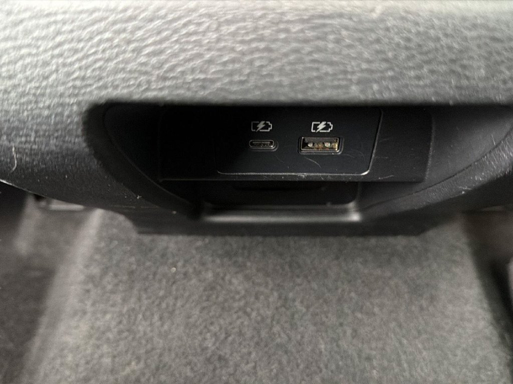 Used 2024 Mitsubishi Outlander SE FWD image 29