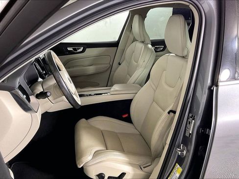 Used 2021 Volvo XC60 T5 Inscription w/ Climate Package image 24