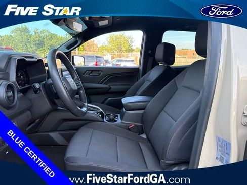 Used 2024 Chevrolet Colorado Trail Boss w/ Technology Package AWD/4WD image 9