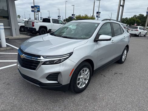 Used 2022 Chevrolet Equinox LT FWD image 4