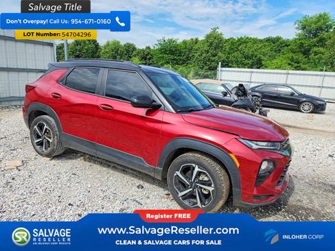 Used 2021 Chevrolet TrailBlazer RS w/ Technology Package FWD image 5