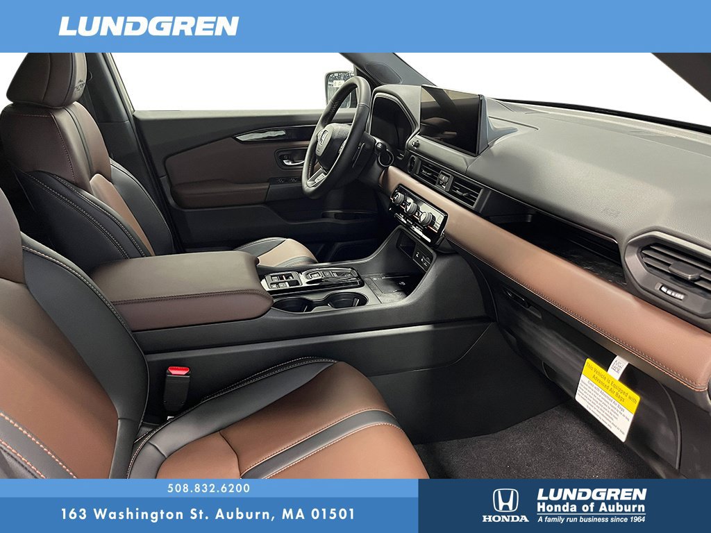 New 2026 Honda Pilot TrailSport image 10