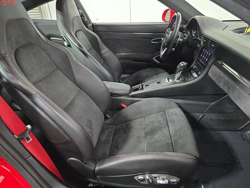 Certified 2019 Porsche 911 Carrera 4 GTS AWD/4WD image 27