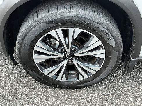 Certified 2023 Nissan Rogue SV AWD/4WD image 8