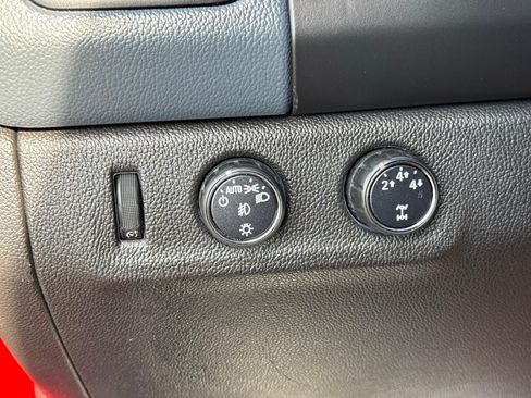 Used 2016 Chevrolet Colorado Z71 AWD/4WD image 14