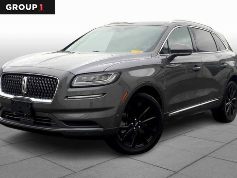 Used 2022 Lincoln Nautilus Reserve image 1