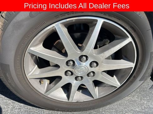 Used 2014 Buick Enclave Leather w/ LPO, Cargo Convenience Pkg FWD image 2