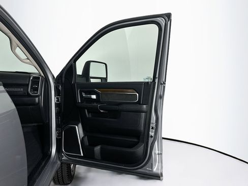 Used 2024 RAM 2500 Laramie w/ Safety Group image 33