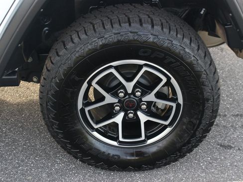 Used 2024 Jeep Wrangler Unlimited Rubicon image 36