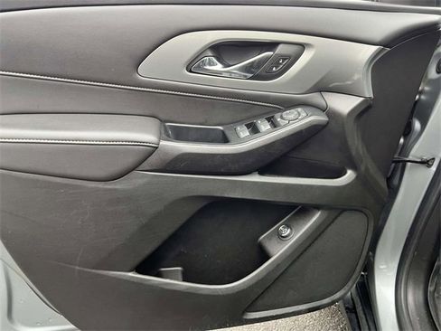 Certified 2023 Chevrolet Traverse LT w/ LPO, Floor Liner Package image 19