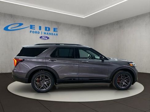 New 2026 Ford Explorer ST-Line w/ ST-Line Street Pack AWD/4WD image 6