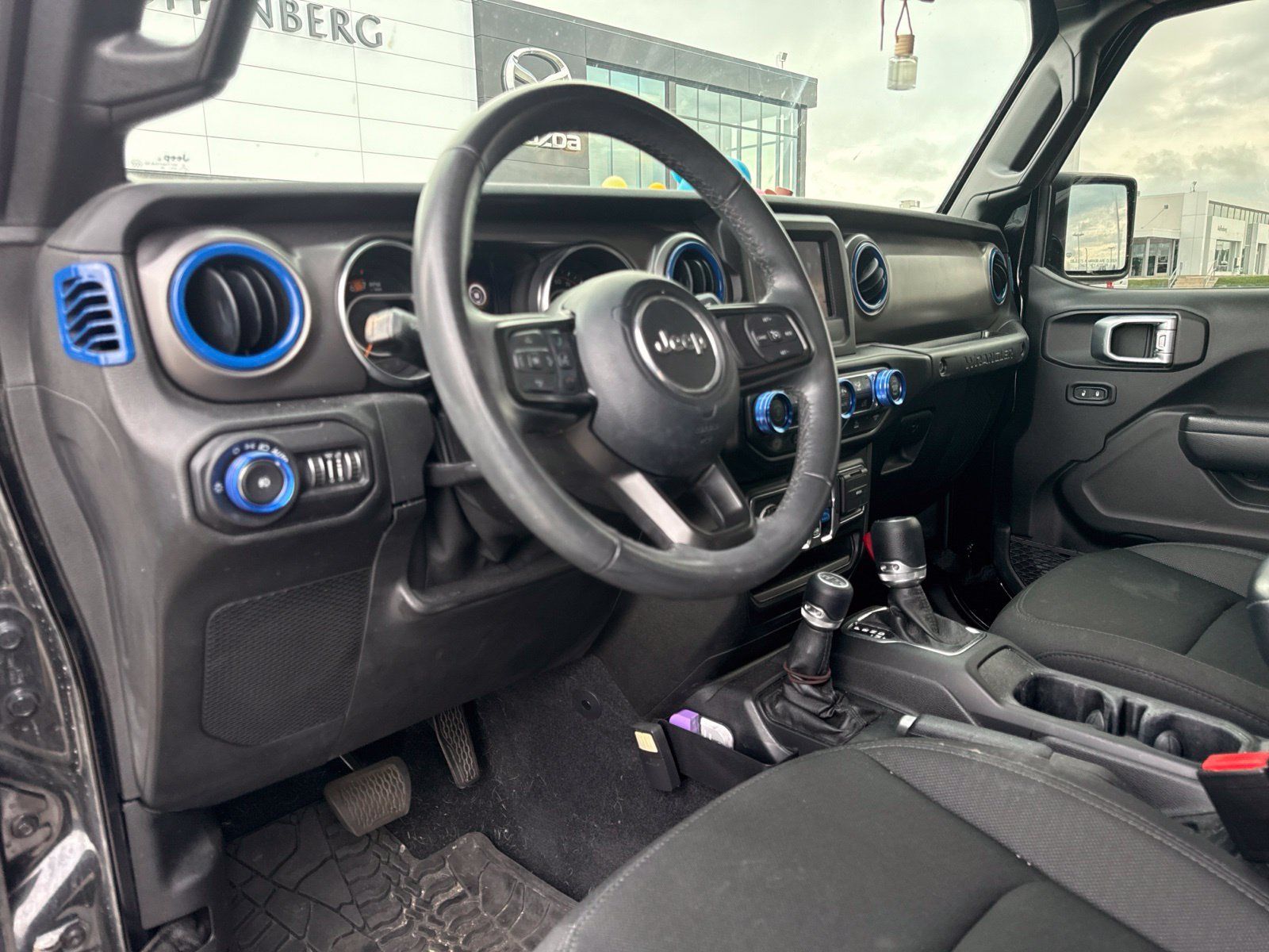 Used 2021 Jeep Wrangler Unlimited Sport AWD/4WD image 6