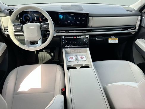 New 2026 Hyundai Santa Fe SE FWD image 11